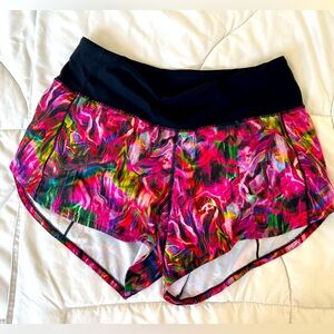 Lululemon Speed Up Low Rise 4"